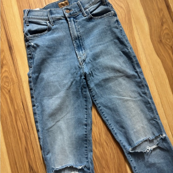 MOTHER The Hustler Ankle Fray Jeans - Picture 2 of 6